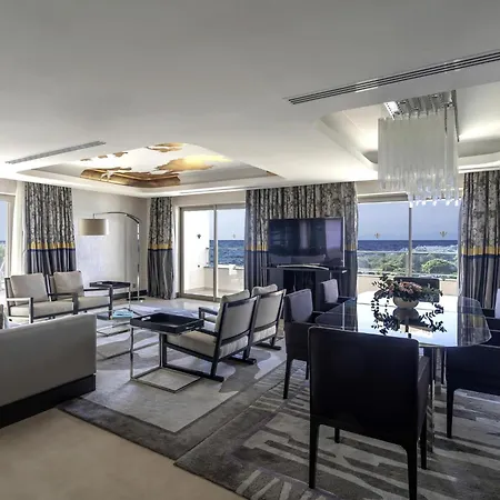 Rixos Premium - The Land Of Legends Access بيليك